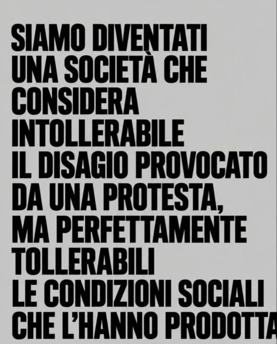 TommasoSpinel's tweet photo. #scuola #agricoltura #autotrasporti #carovita #proteste #GovernodiCialtroni https://t.co/UFPJq9qqzZ