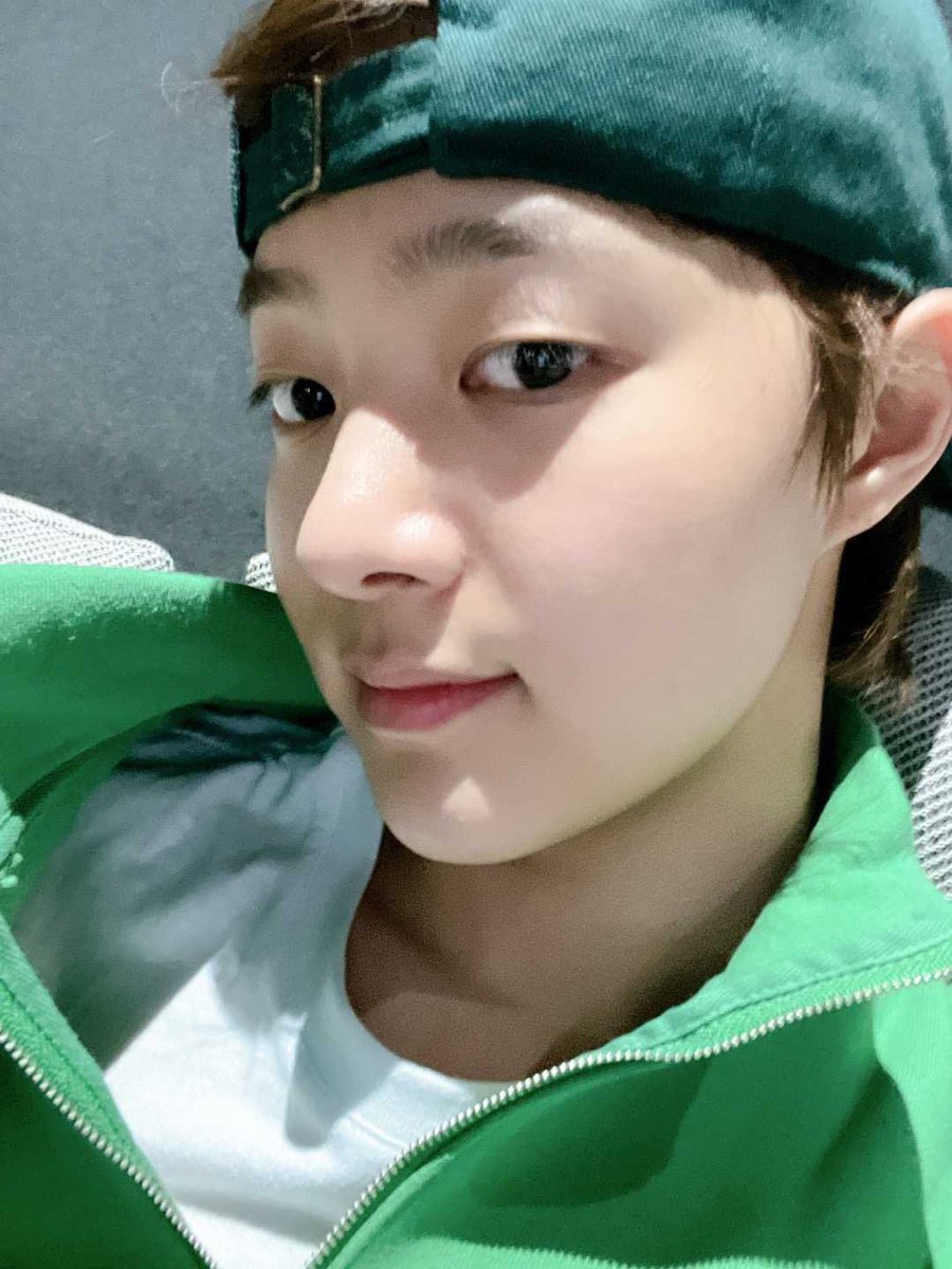 ejeebear's tweet photo. cute loser juju https://t.co/YycdXzIbrP