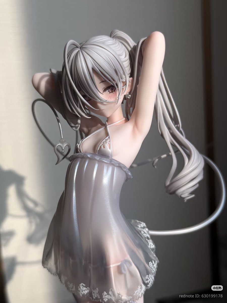 p1pchan's tweet photo. she looks SOOO good in these compared to the promo pictures. j kinda regret cancelling my pre order now…. i will definitely pick her up eventually https://t.co/60bg6AaZBr