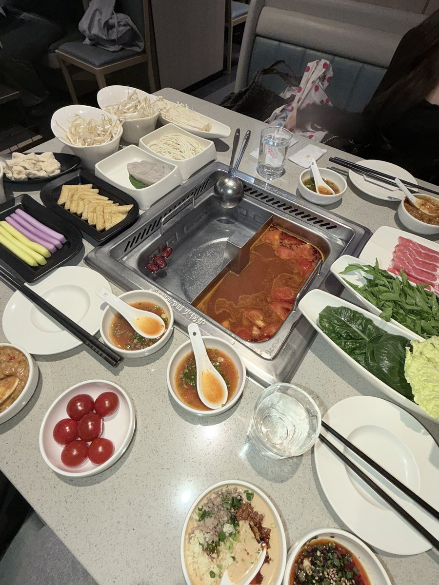 oninnerubyjane's tweet photo. 저 별로 바라는 거 없어요🤸 https://t.co/sgdqyvl912