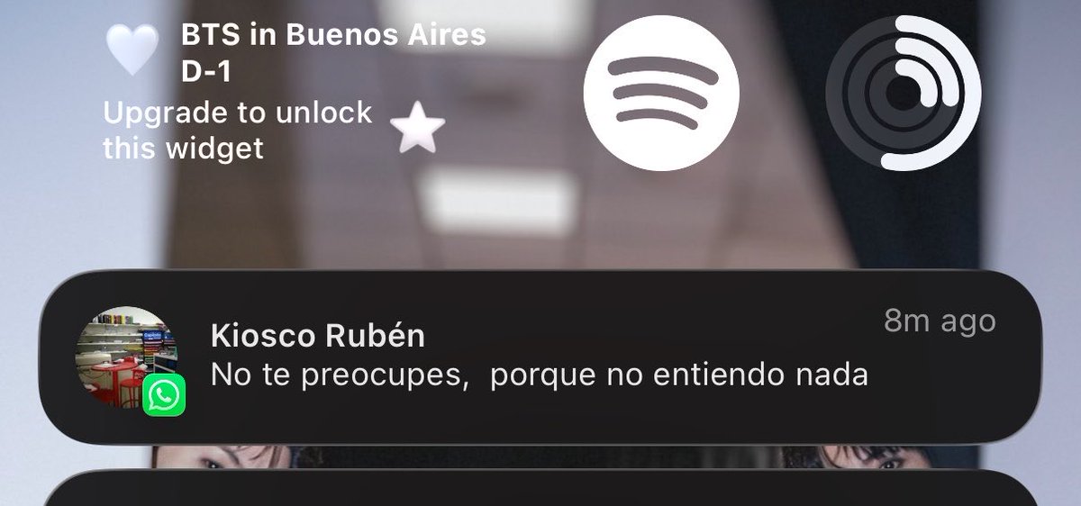 jjkspovs's tweet photo. le mande a mi imprenta de confianza mis freebies pidiendole perdon por lo bizarro del pedido https://t.co/44HVO4l5LC