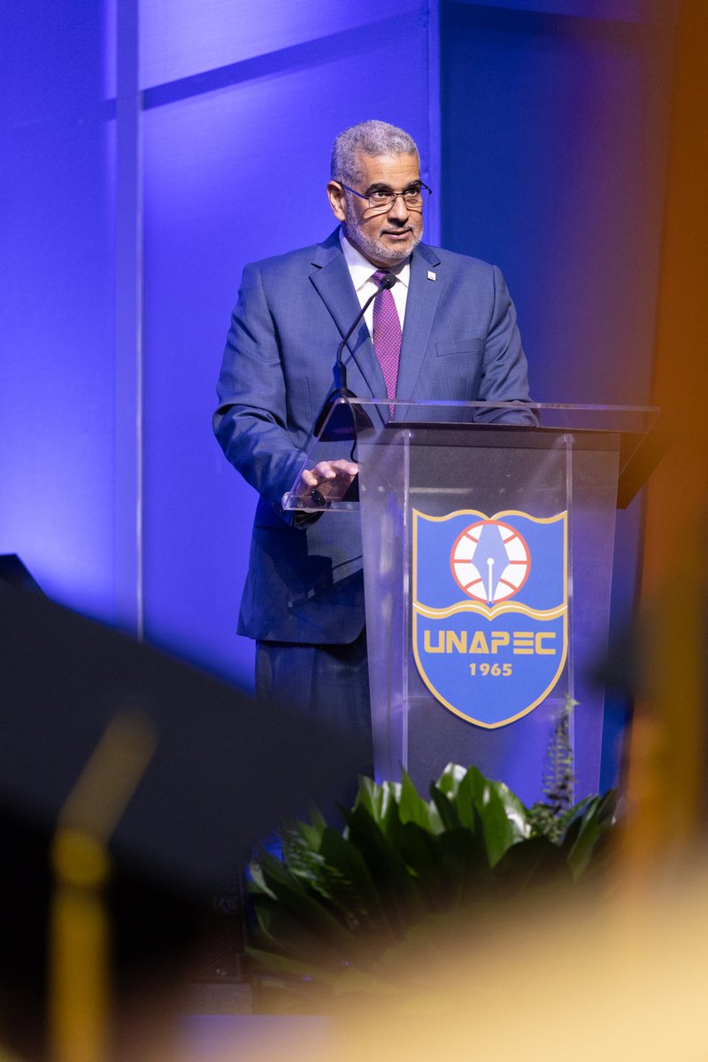 UNAPEC's tweet photo. La ceremonia incluyó las ponencias y reflexiones de Carlos Ortega, presidente de Grupo APEC, seguido del profesor Carlos Sangiovanni, presidente de APEC Cultural, y del ingeniero Daniel Garay, miembro de la Junta de Directores de Unapec. https://t.co/5Qew8qx0PE