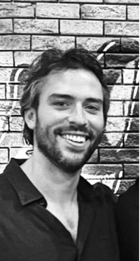ioangrillo's tweet photo. Richard Leiter Johnston, 35, was one of two CIA operatives who died in Chihuahua on April 19. He rose to captain in US army, served in Afghanistan and got into special forces. After leaving army he worked in CIA Ground Branch in Middle East, Africa, East Asia, and finally Mexico. https://t.co/RcHbjCXOaf