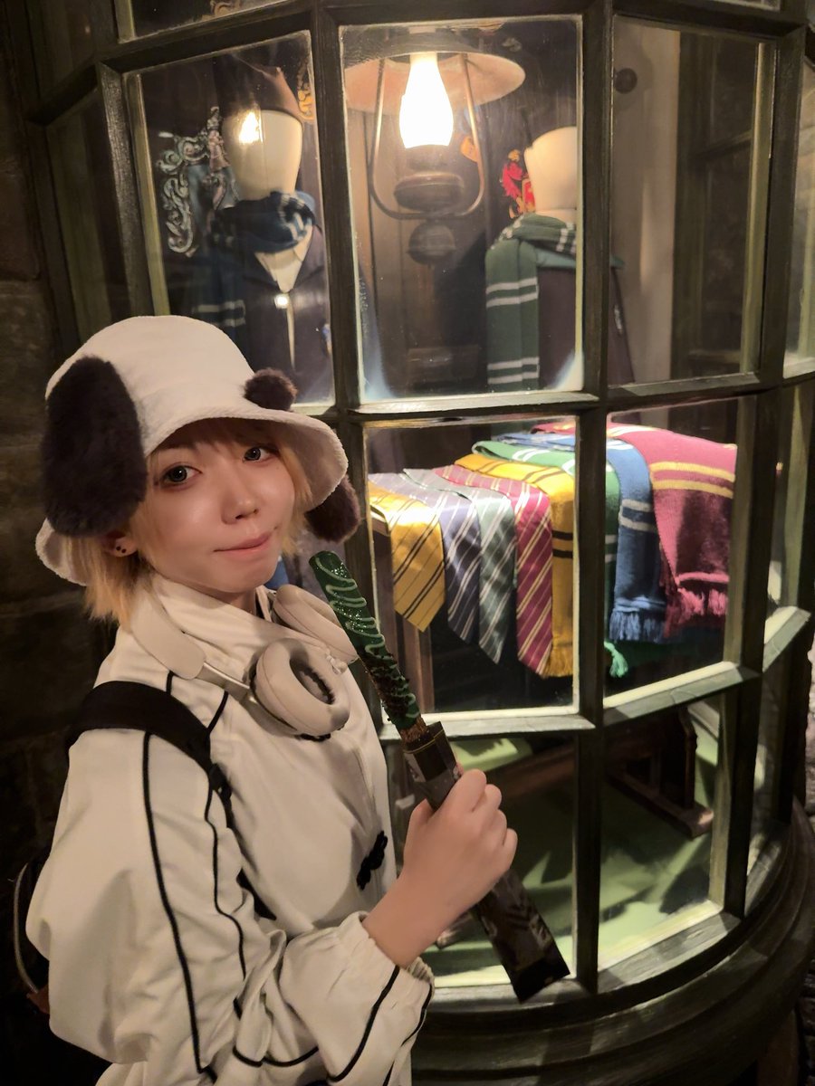 mea_pocket's tweet photo. ほらーないと！
アトラクション待ち時間ポット計算教えてもらいましたPLO覚えていきたい🥺︎
頼もしいゆなちゃん⭐️ https://t.co/araTJYdtjq