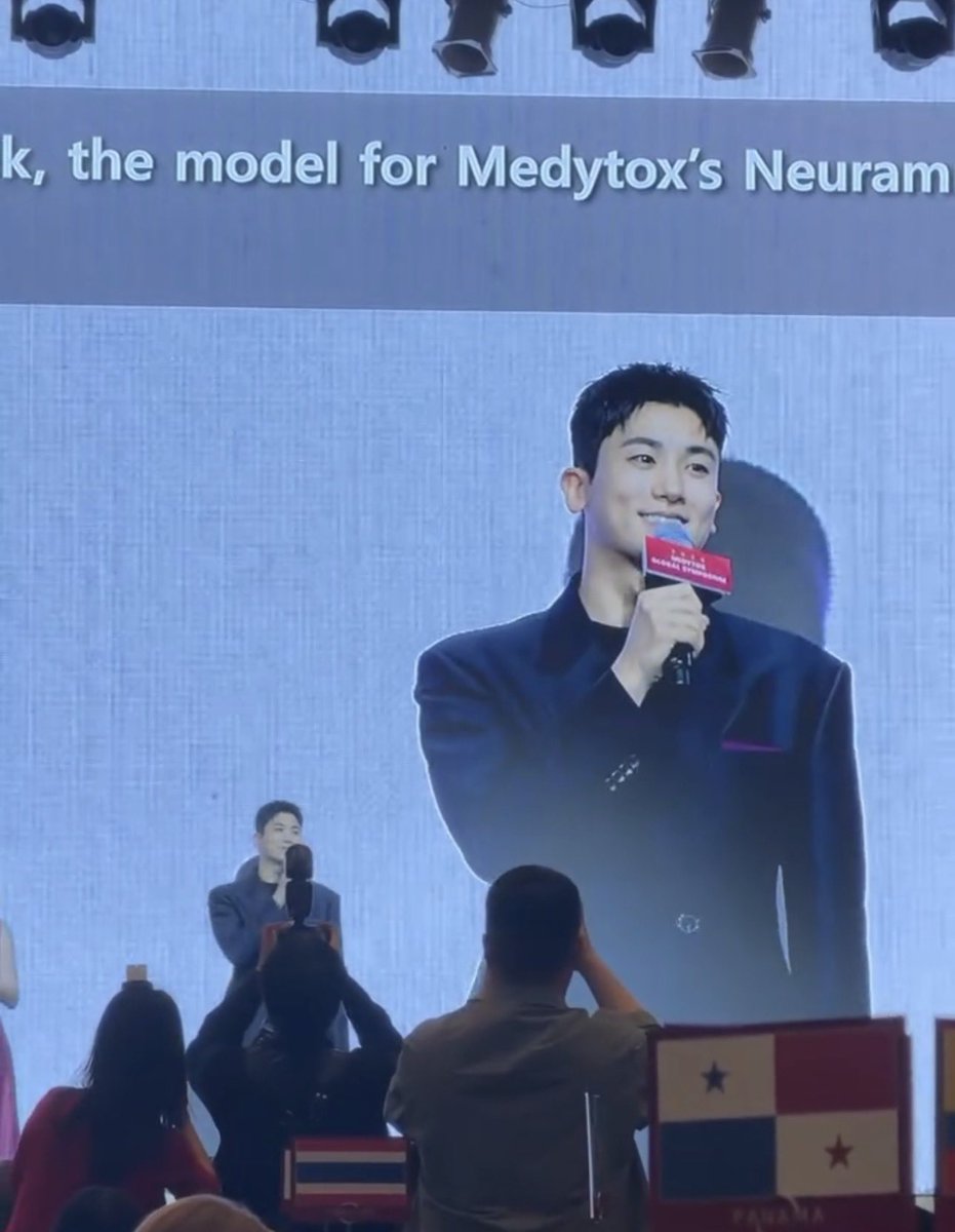SIKcretW's tweet photo. Hyungsik at the Medytox 2026 Global Symposium in Seoul last night ♥️

#parkhyungsik #박형식 #パクヒョンシク #朴炯植 #medytox https://t.co/LMTC54L5tX