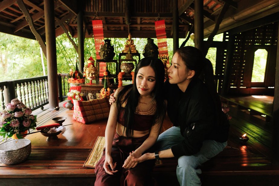 WithBINTOvn's tweet photo. 5555 lấp la lấp ló gì vậy 2 người này

KHOM KHLANG EP7
#ข่มขลังตอนที่7 https://t.co/PbqnaLPu6A