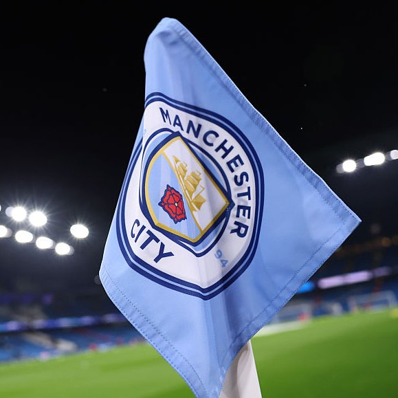 futtmais's tweet photo. 🚨🚨 URGENTE! 

O Manchester City sofrerá uma ENORME perda de pontos que garantirá o rebaixamento para a Championship.

Uma sanção adicional que o impeça de subir imediatamente para a Premier League também deve acontecer.

No entanto, os Citizens não correm risco de serem rebaixados para a quarta divisão.

🗞️ @MailSport