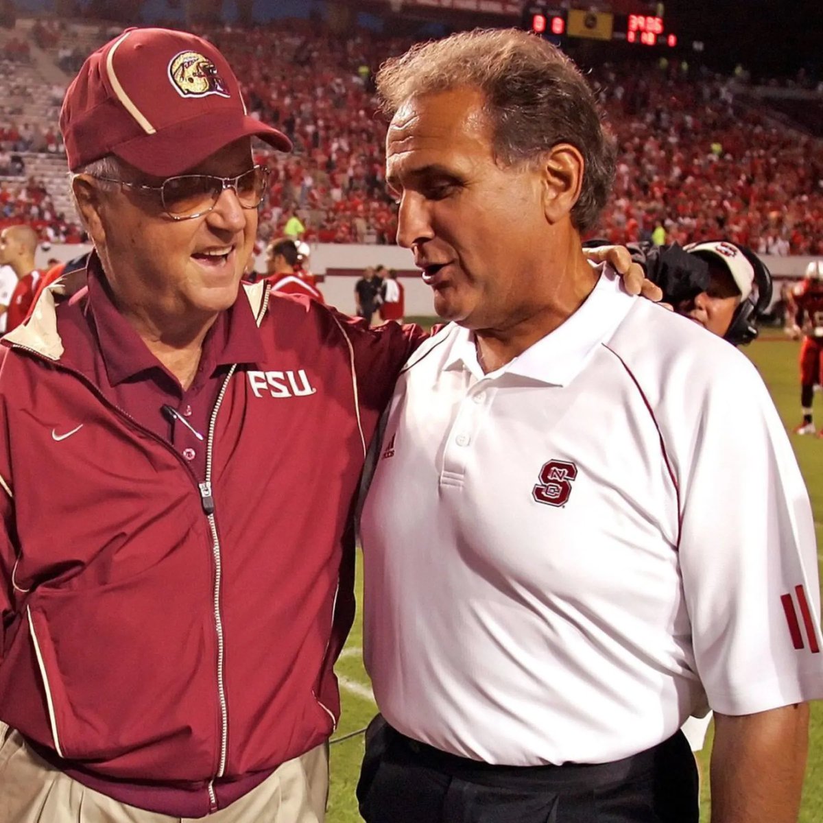 CentralNorvell's tweet photo. UPDATE: Former long-time Florida State assistant coach Chuck Amato has passed away. ๐ #GoNoles #fsufootball #floridastate #chuckamato #bobbybowden https://t.co/RQBkSJDowh
