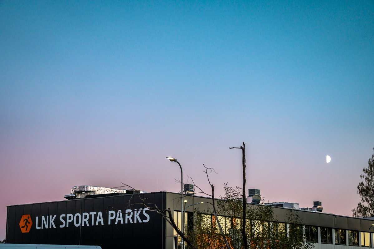 RFSDaily's tweet photo. Vakari LNK Sporta Parkā 🤩 https://t.co/RpkZiEx9BQ