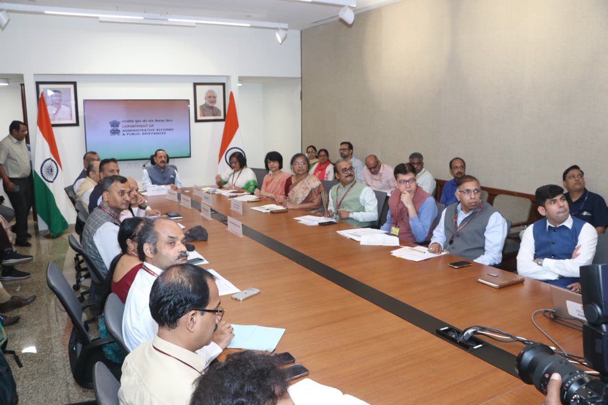 moesgoi's tweet photo. Hon’ble Union Minister of State (I/C), MoES, @DrJitendraSingh, chaired a review meeting on the Special Campaign 6 at Kartavya Bhavan on 19 October 2026.

Hon’ble MoS directed all Ministries and Departments to ensure daily updates on the campaign portal, regularly share infographics and beneficiary-focused posts on social media, and submit daily progress reports. He also emphasised reposting and amplifying campaign-related content to strengthen public outreach and awareness.

https://t.co/whk7FdPf34

#SCDPM6 #SpecialCampaign6 #MoES