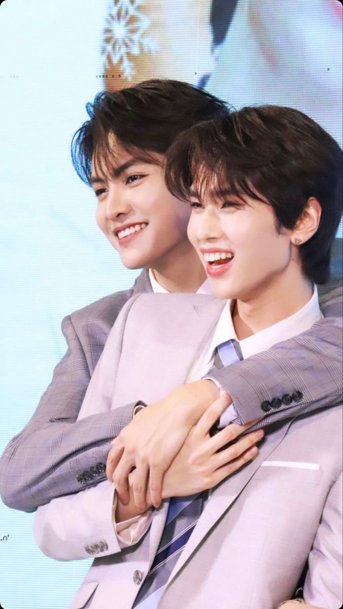 OstHelia8708's tweet photo. Please come back, we’re begging you!  The fans can’t live without you! We miss you so much! 
#JoongDunk #AouBoom #bringbackaouboomjoongdunk https://t.co/fuvIaRtQTP