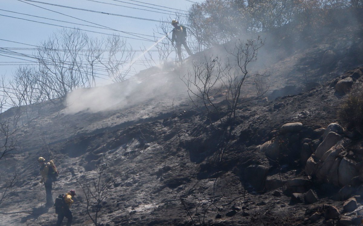 CAL_FIRE's tweet photo. 🔥 What does “forward progress stopped” mean?

When firefighters say a fire’s forward progress has been stopped, it means crews have stopped the fire from continuing to spread.

It does not mean the fire is out or contained. Firefighters still have work to do.
Crews continue building and strengthening control lines, putting out hotspots, and checking the fire’s perimeter to reduce the chance of it spreading again.

Even after a fire stops advancing, firefighters may remain on scene for hours or days to make sure the fire is under control.