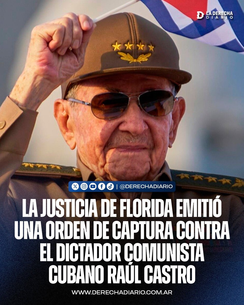 laderechadiario's tweet photo. 🚨🇺🇸🇨🇺 | URGENTE — LA JUSTICIA DE FLORIDA EMITIÓ UNA ORDEN DE ARRESTO CONTRA RAÚL CASTRO

El dictador comunista cubano fue acusado de conspiración para cometer asesinato en primer grado por el derribo de dos avionetas civiles de Hermanos al Rescate en 1996, ataque en el que murieron Carlos Costa, Armando Alejandre Jr., Mario de la Peña y Pablo Morales. 

La orden fue firmada por la jueza Ariana Fajardo Orshan y establece que Castro permanezca detenido sin posibilidad de fianza. Según el expediente, entonces era ministro de las Fuerzas Armadas y uno de los responsables finales dentro de la cadena de mando que autorizó el derribo.