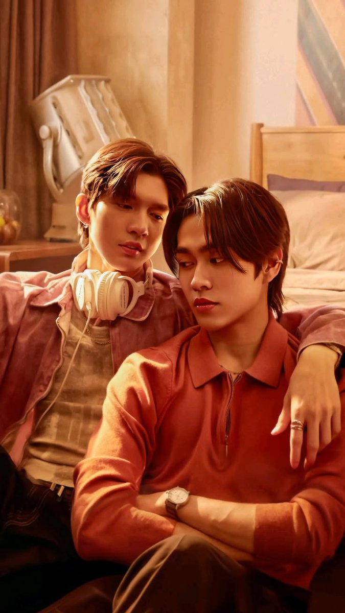 OstHelia8708's tweet photo. Please come back, we’re begging you!  The fans can’t live without you! We miss you so much! 
#JoongDunk #AouBoom #bringbackaouboomjoongdunk https://t.co/kQuscS1Tf0