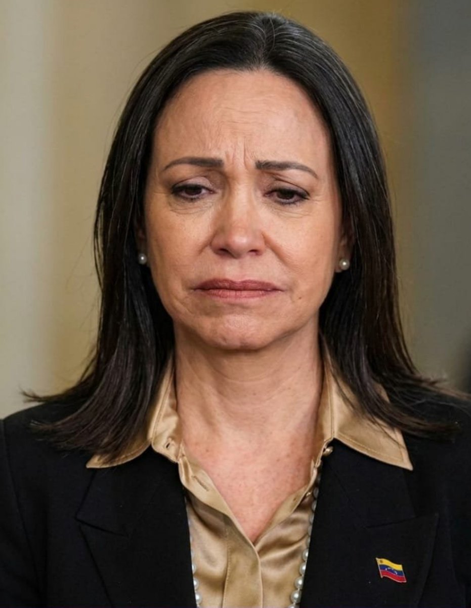 yami2336's tweet photo. Machado descubrió que las autoridades en Washington jamás la consideraron un actor serio ni la incluyeron en las mesas de negociación geopolítica real, dejando en evidencia su nula trascendencia internacional. #ElEnjambreDelOdio https://t.co/W9vFMH8aHo