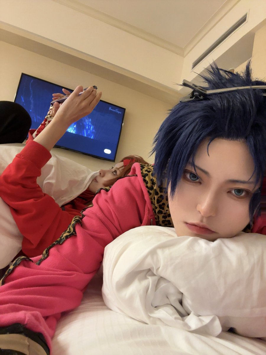 tota___pi's tweet photo. twst cosplay コスプレ ♥️ ♠️

くつろぎ前夜祭〜🎮🥱 https://t.co/awS6fGoeJv