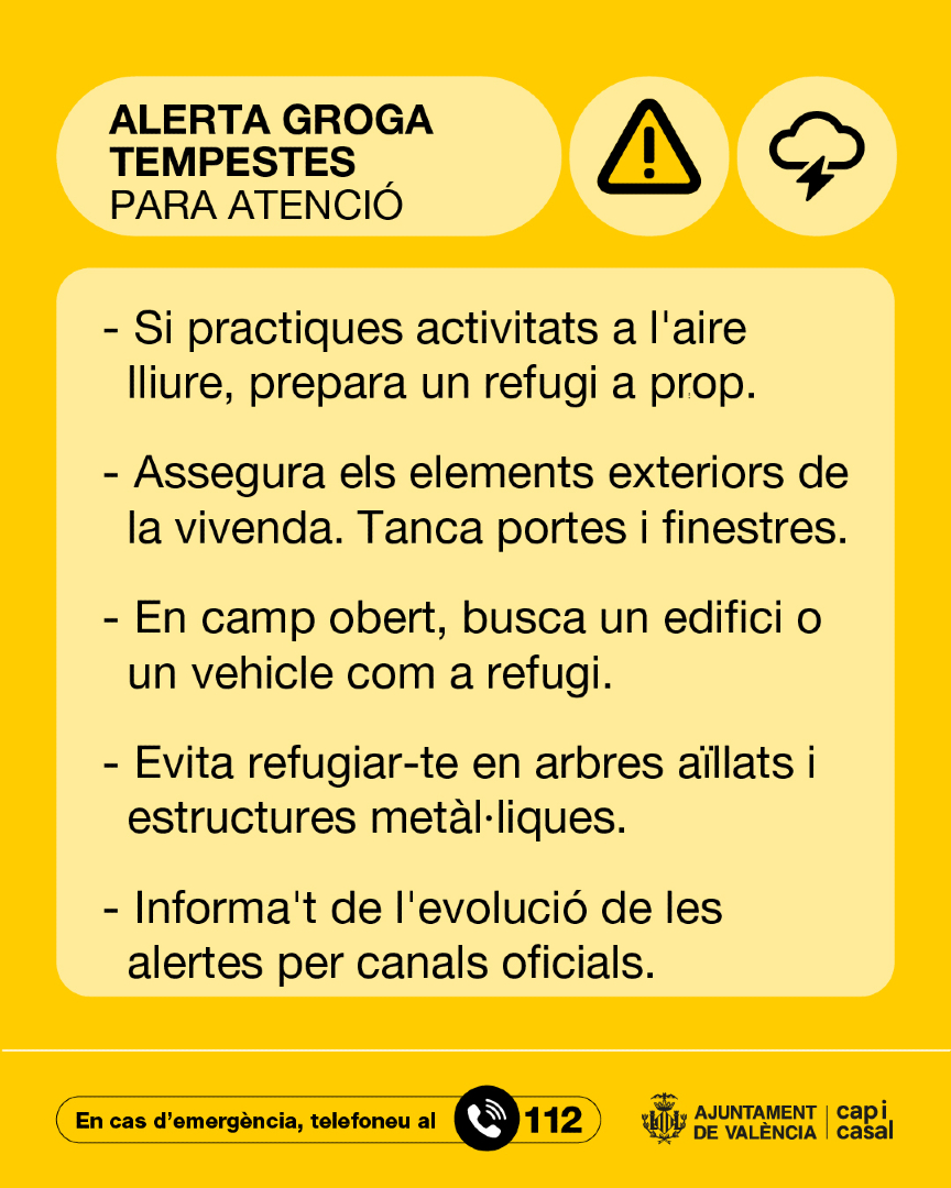AjuntamentVLC's tweet photo. ⚠️ @GVA112 actualitza i establix alerta groga 🟡 per pluges i tempestes a #València. 

Para atenció a les recomanacions! ⏬ https://t.co/zRa8U86s26