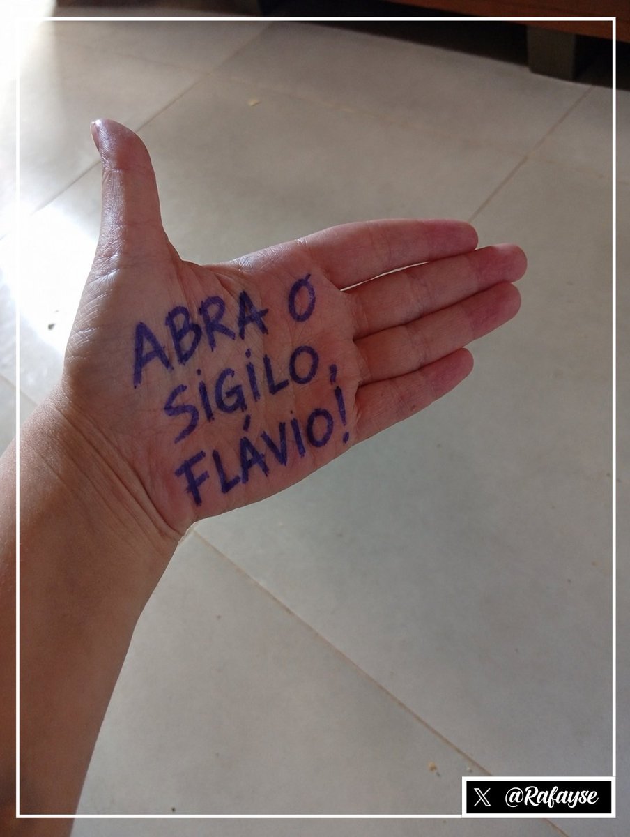Rafayse's tweet photo. Queremos resposta! Quem é o ladrão?

#AbreOSigiloFlavio  #melhorasJanones #ExercitoDoLula https://t.co/tSf54IvbLp