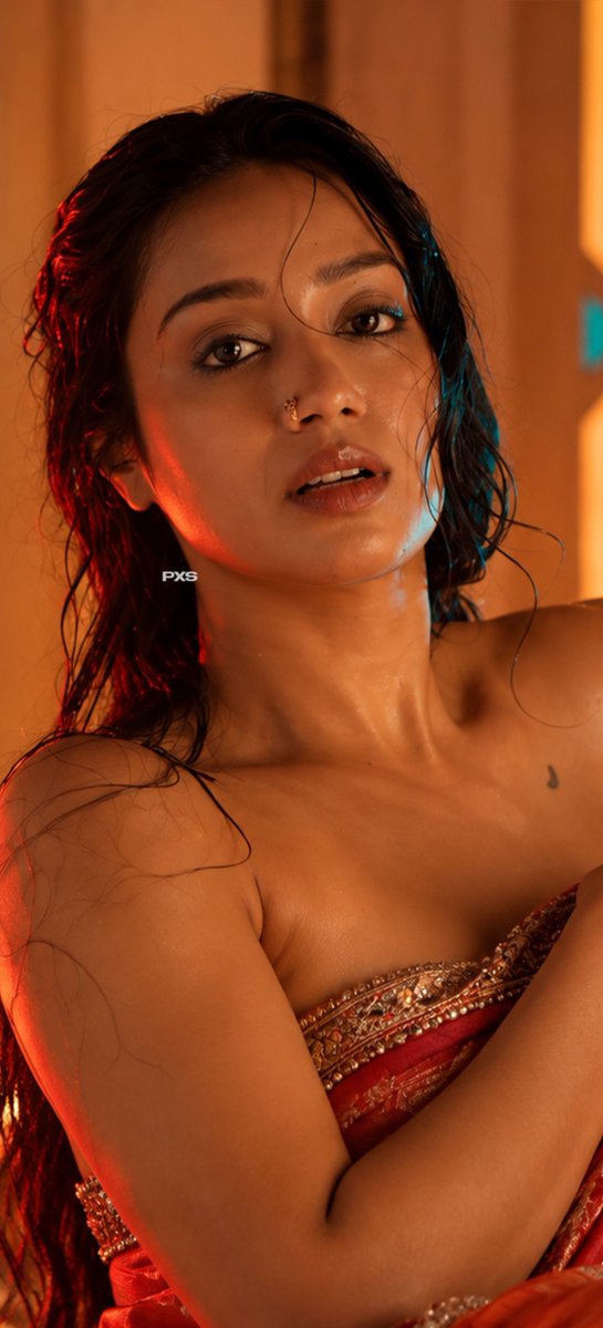 IAmKhabri69's tweet photo. 👩‍🍼 Nivetha Pethuraj Is An Indian Actress And Model Who Works Predominantly In Tamil And Telugu Cinema.

😙Background: Born in Madurai, Tamil Nadu, She Spent Over 13 Years Growing Up in Dubai, United Arab Emirates, Where She Completed Her Schooling. https://t.co/i5kWN3V68z