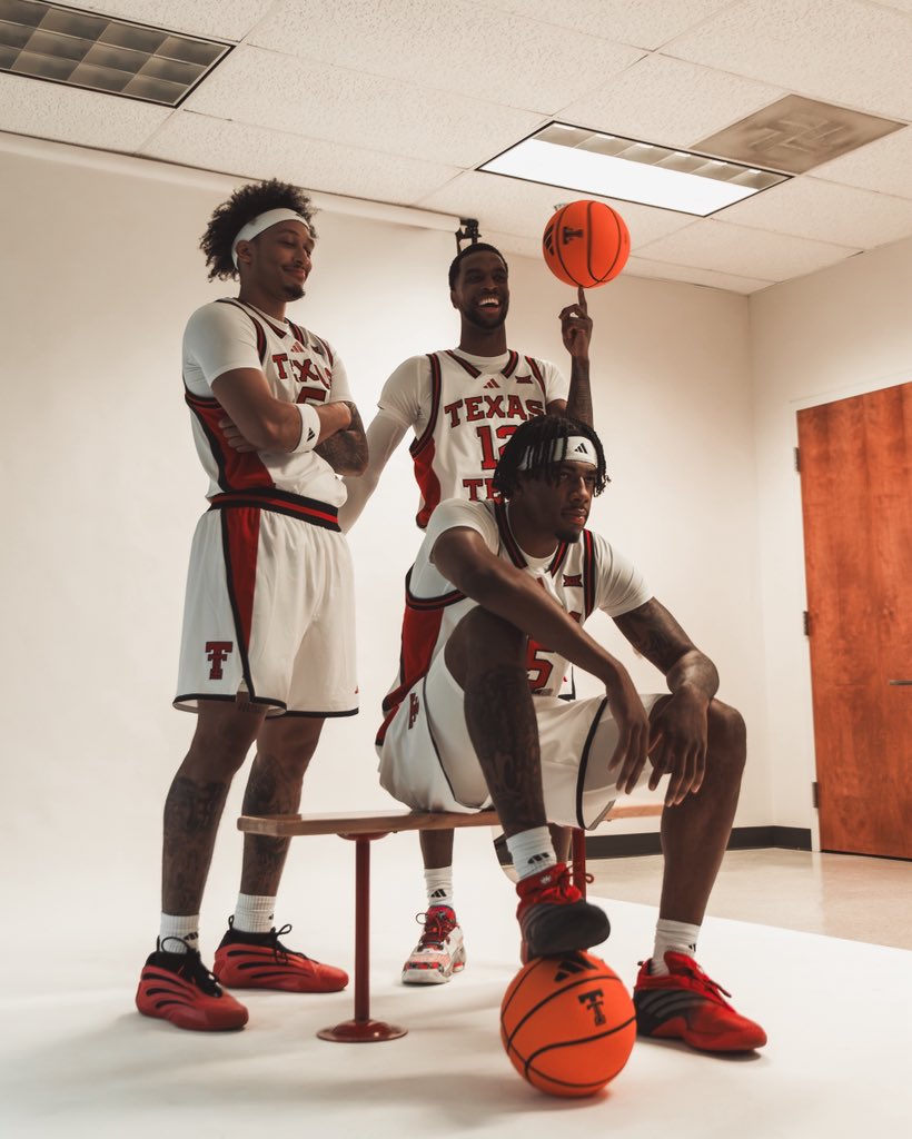 TexasTechMBB's tweet photo. ‘Lil sneak peek at media day 👀 https://t.co/6ZPcuORmxY