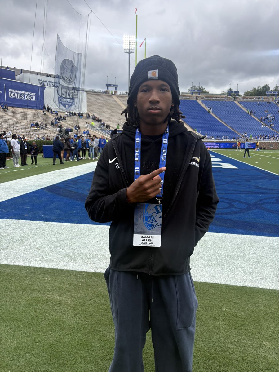 DamariAll3n's tweet photo. I had a great weekend in Durham it was awesome to finally get on campus and feel the electric environment thank you to all coaches who made this experience special! 💙💙@UHALLTHEBALL @CoachZohn @CoachPehrson @DUFBRecruit @VBentley_2 @DukeFOOTBALL @RileyElite3 @PattonBoy_11 @wbwallace12 @TannerH01 @ChadSimmons_ @nick93punter @TomLoy247 @TheUCReport
