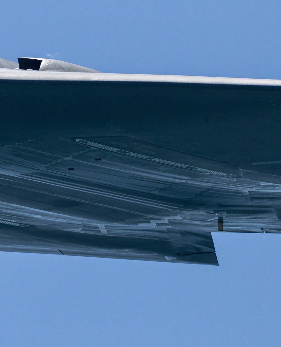 PlatypusX9's tweet photo. 🇺🇸 America’s B-2 Spirit! https://t.co/v6ENbCxvyY