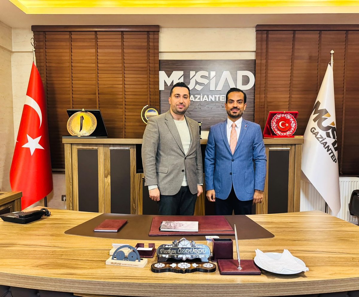 MusiadOsmaniye's tweet photo. MÜSİAD Osmaniye Temsilcimiz Sn. Dr. Oğuzhan VELİPAŞAOĞLU ve yönetim üyelerimiz ile birlikte, MÜSİAD Gaziantep Şube Başkanı Furkan ÖZDURDU'yu ziyaret ettik. Misafirperverlikleri için Şube Başkanımıza ve kıymetli yönetimine teşekkür ediyor, çalışmalarında başarılar diliyoruz. https://t.co/DSjtcpHfv0
