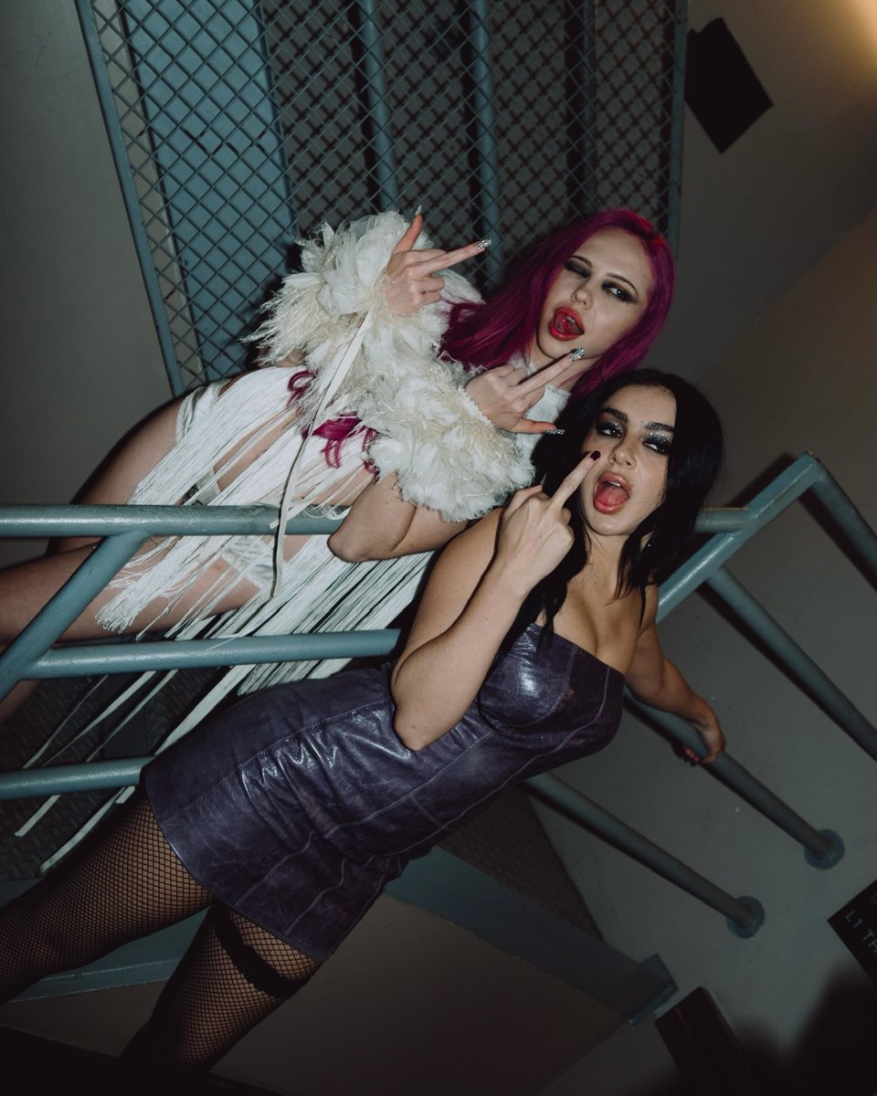 iriptheslitt's tweet photo. charli xcx &amp; adéla stun in new photo https://t.co/2eJcxsNqrk