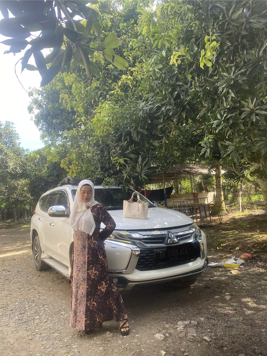s_sayank's tweet photo. Kangen pajero 😆
Pajero nya balekkan lagi ke sorum nya😆 https://t.co/MUXv9H5OMm