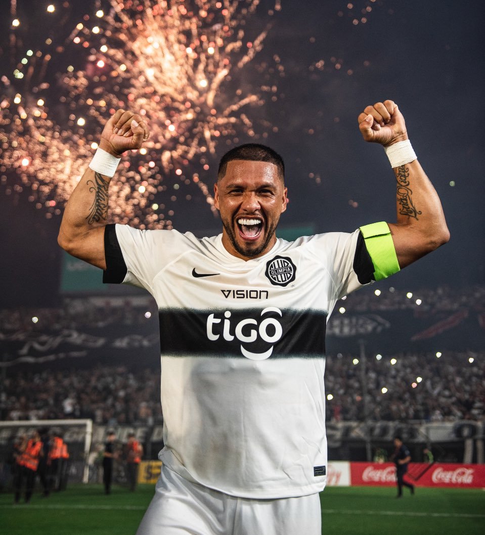 olimpismonomas's tweet photo. El cagazo que le tienen no tiene sentido, opereta en su contra dos semanas antes del clásico en el chiquero.

Richard querido, QUEREMOS VER UNA CHILENA, HACELO POSIBLE. https://t.co/JMqZh2uFoD