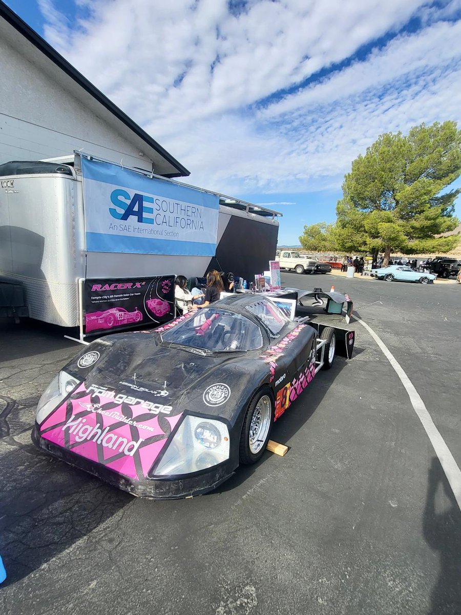 prishow's tweet photo. Willow Springs Reimagined, Saturday. Leading off with the Temple City High School girls’ team and their 30th Annual Solar Car Challenge winner! 🏆

#PRI #WIllowSprings https://t.co/Kf7gu7U3Ox