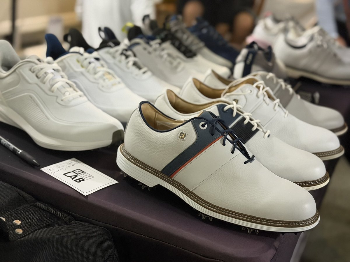chasingscratch0's tweet photo. Rain could not stop the FJ fittings. Kudos to our friends @FootJoy for bringing the Fit Lab to our final event! 

Season 9 Finale drops this Wed, Oct 21st #LGLG https://t.co/q4xf5BlmOf