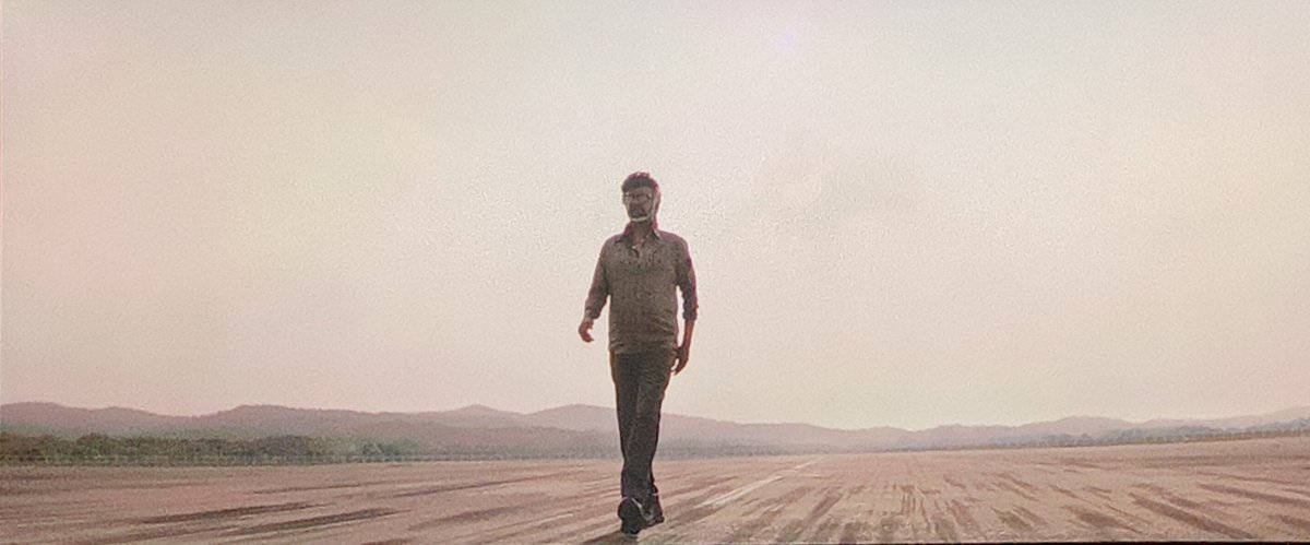 rams0727's tweet photo. When #Thalaivar says 
Frame eh Parunga Ji..

@vijaykartikdop Therikka viteenga ❤️🤩💥🔥

#Jailer2
#Jailer2IndustryBlockbuster https://t.co/UwFhkqqMSX