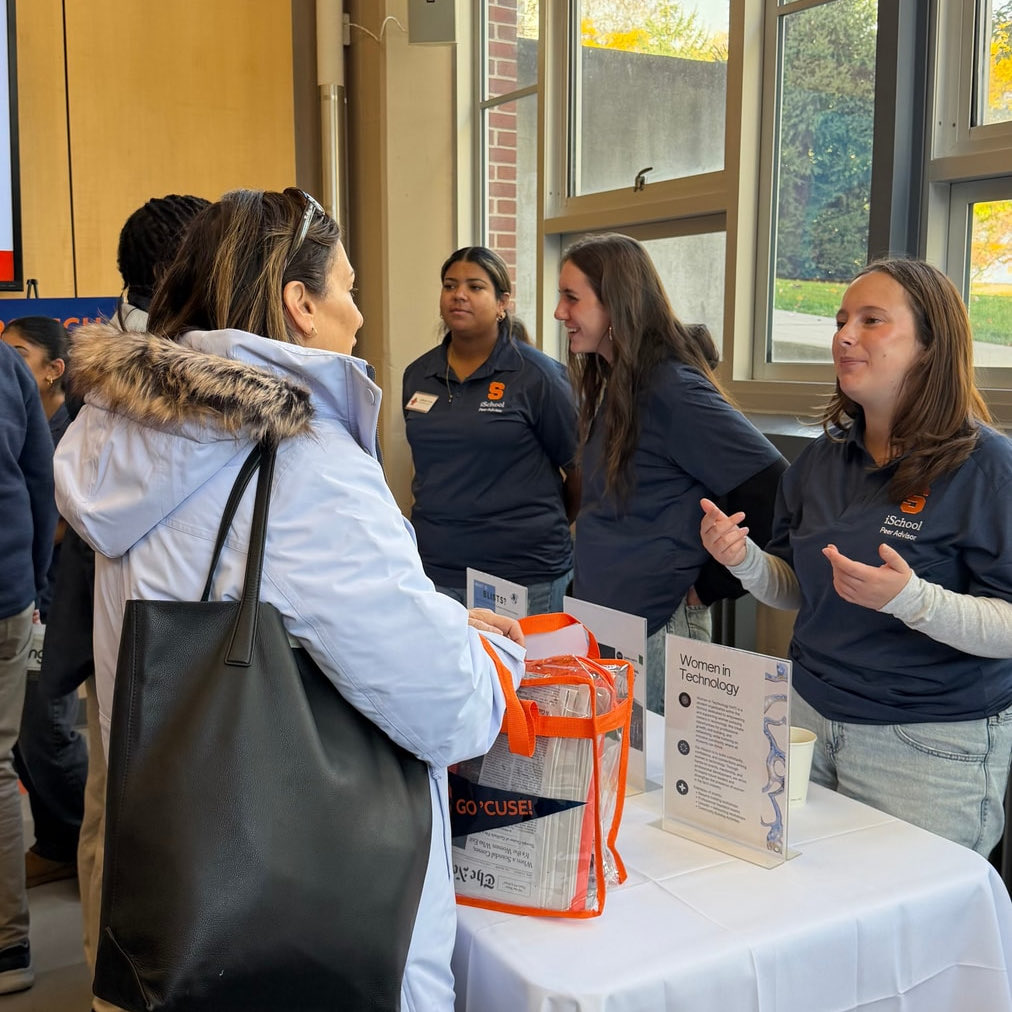 iSchoolSU's tweet photo. We loved meeting your families during Family Weekend! 🧡 From a mock class to exploring Hinds Hall, we hope you enjoyed a sneak peek at a day in the life of an iSchool student. Thanks for spending part of your weekend with us! https://t.co/shToQkvQpx