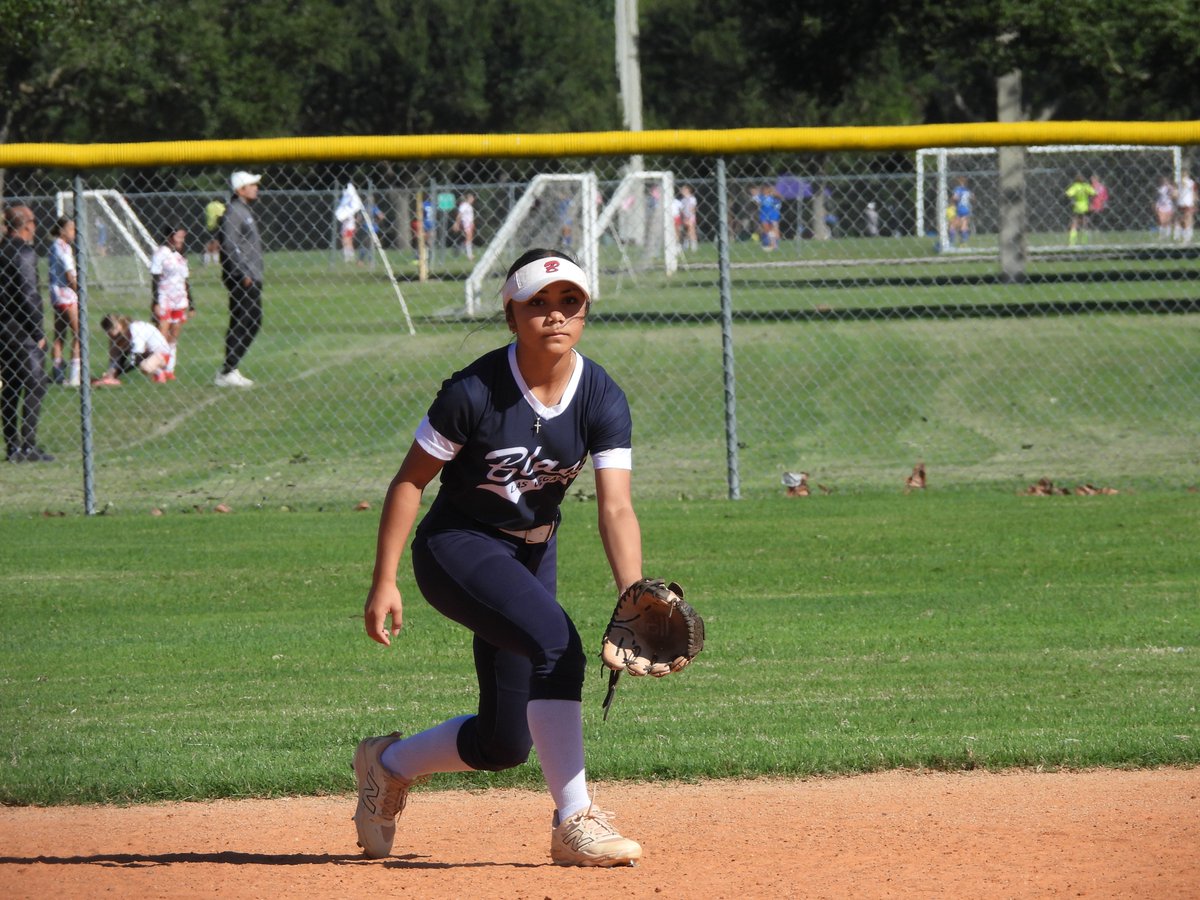 aspenm2029's tweet photo. Just landed a couple hours ago from Houston coming from the TCS Ronald McDonald Showcase. What a weekend for our team!! 3-1-2. Not bad for our first of the season. Highlights on its way...
@seattleusb 
@HawaiiSB 
@Nevada_Softball 
@NextPitch_SB 
@TopPreps @LineDsoftball https://t.co/TXrXmJ6GMu