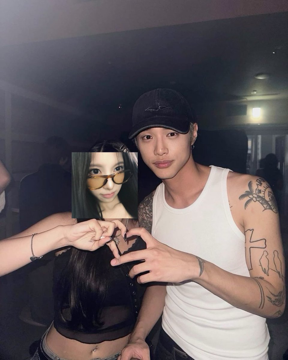 Jetstides's tweet photo. @LiviesTail @RyuulsTail @TheAngelicMika Biar Liv ga kena dare Abg samperin dluan ya ni foto pas Liv dtg ke jumpa fans Abg Minggu kmrn https://t.co/C0pmliixpT