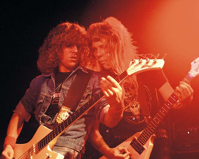 ianchriste's tweet photo. Ron McGovney and James Hetfield of Metallica in Motörhead + Venom gear, the Old Waldorf SF, October 18, last night in 1982 🧨 foto: BRIAN LEW from MURDER IN THE FRONT ROW, of course! 🧨

🔀 https://t.co/St407W3MgD

#ronmcgovney #nolifetilleather #metallica #mechanix https://t.co/j5FoiIgPao