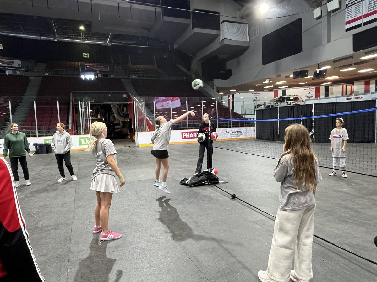 StStephenOCSB's tweet photo. Wrapping up Sports Day the girls’ way with some volleyball skills! 🏐💪 https://t.co/T7PZzUjeAK