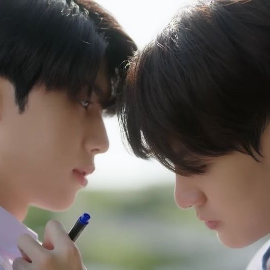 lvjdisc's tweet photo. DAONUEA WILL STILL BE JOONG's FAVORITE FOREVER AND ALWAYS 🥹 https://t.co/siX5KcEZSo