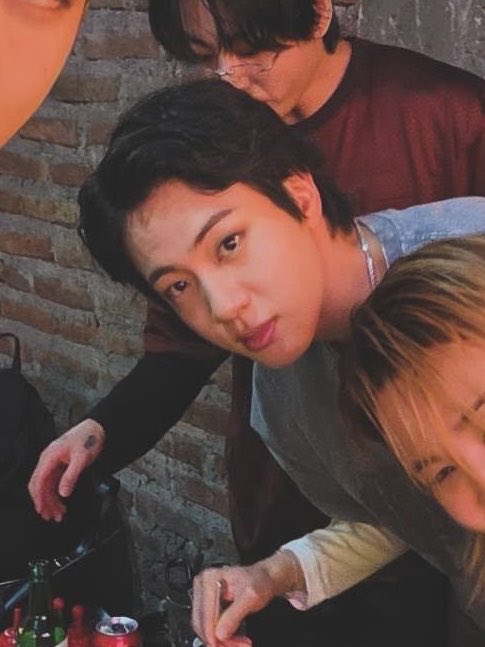 hourjinnie's tweet photo. 261019 | JIN via Hobi’s Instagram 📸 https://t.co/K3kGj0qJDm