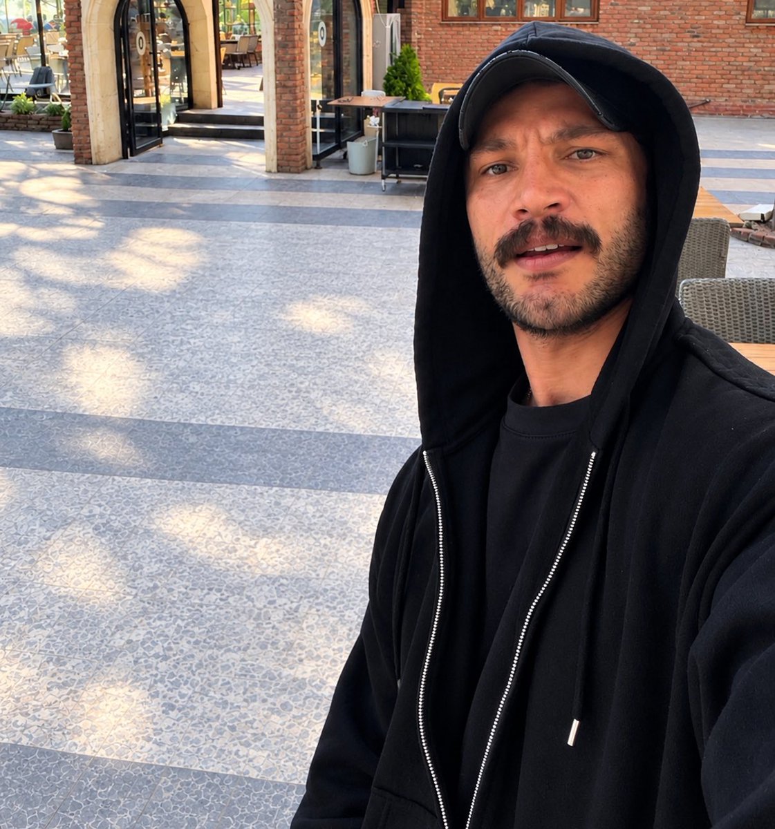 ildamclips's tweet photo. Kara kaşına kara gözüne kurban olduğum hoy maşallah https://t.co/UKjR4QHFve