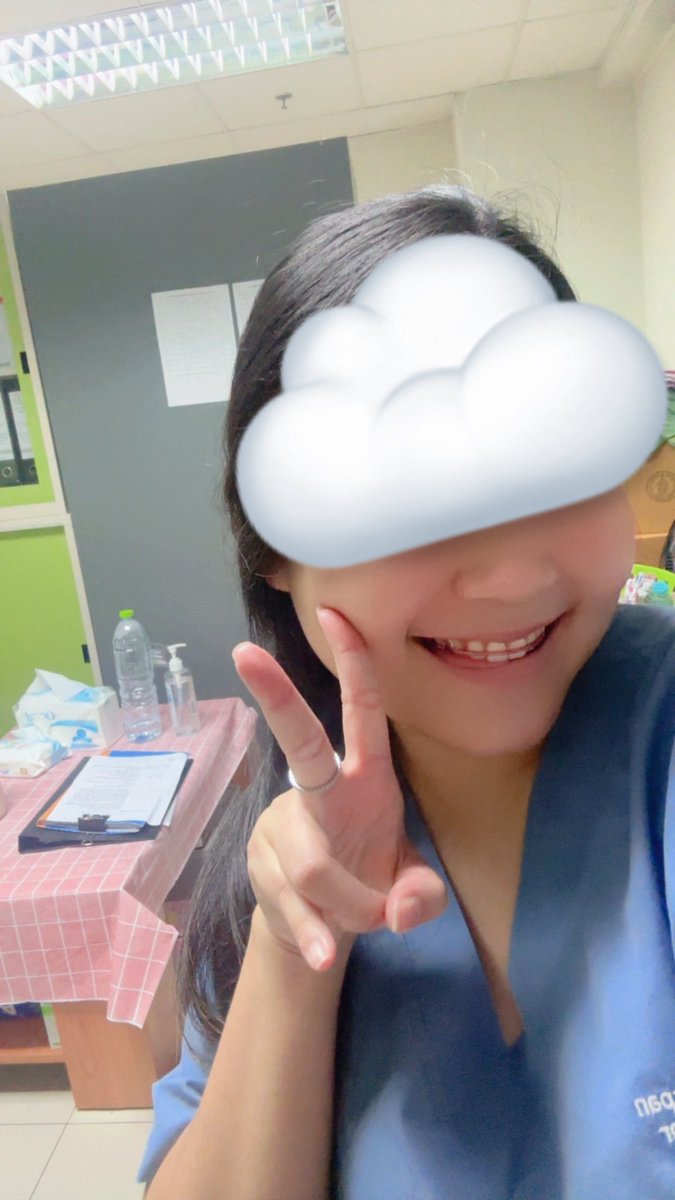 bubbleblueonsky's tweet photo. แล้วทั้งวีคคือต้องปลอบใจตัวเองว่าเงิน😂
ดึกต่อเช้า5วัน แล้วนี่พึ่งคืนจันทร์✌🏻 https://t.co/vbzTCDGmRs