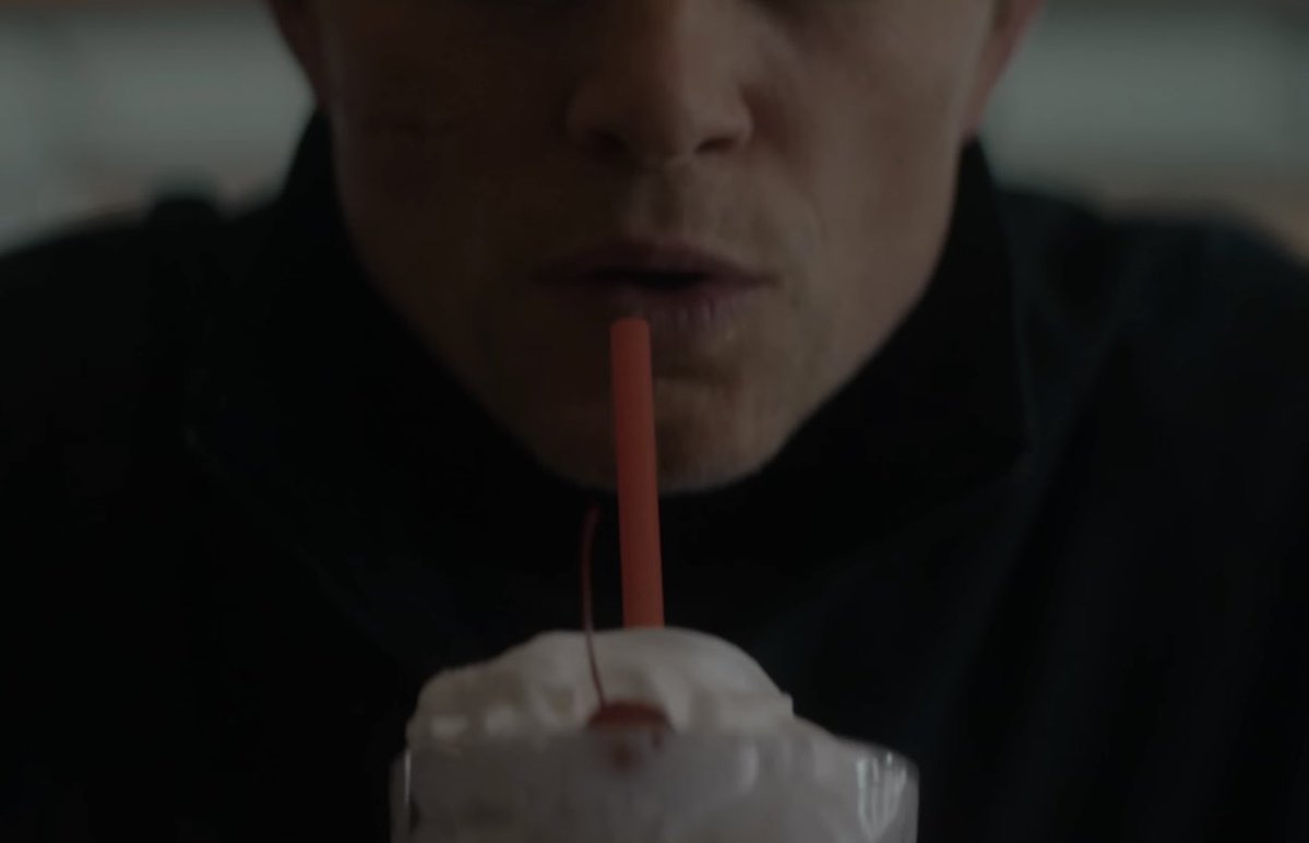 mattlcharlie's tweet photo. milkshake 🍒 https://t.co/hPzYunADnm