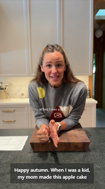 CidRaines1's tweet photo. #JenniferGarner
Published October 19, 2026 @ 10:56 a.m.
Posted by: Jennifer Garner
Platform: Facebook Official Account
Note* - Screenshot taken from short clip. https://t.co/aAswkjSZV8