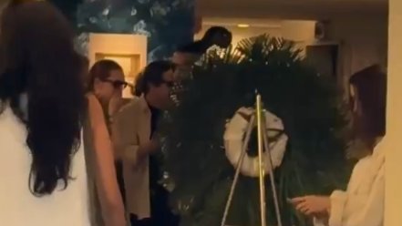 centralreality's tweet photo. Todos os ex-integrantes de Rebeldes Brasil reunidos no velório de Lua Blanco. https://t.co/MhB1TnP02Z