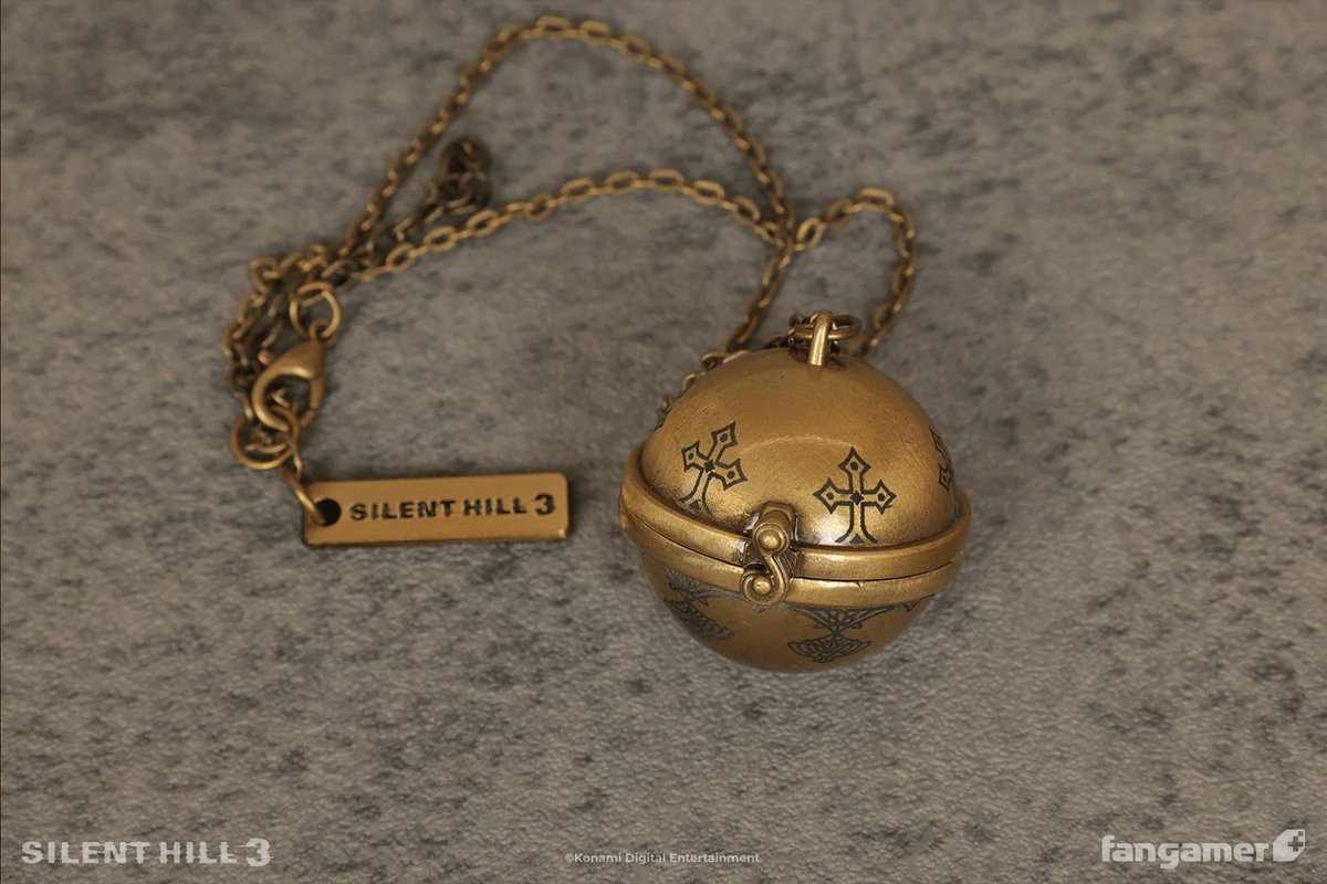 Fangamer's tweet photo. A closer look at the Aglaophotis Locket, one of two new items in our SILENT HILL collection: https://t.co/KaEf9PXcIM https://t.co/0vaYJrh5ND