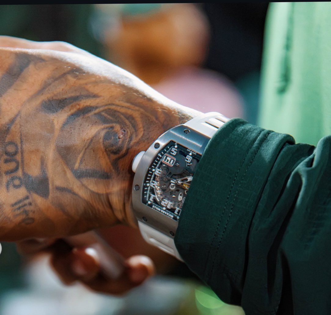SheTheMethod2's tweet photo. Take it off my wrist you gon die-DDG https://t.co/D921IYSGQ8