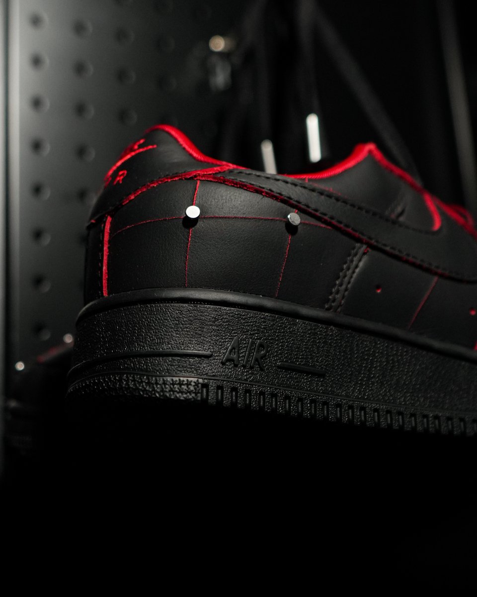TBGeneration's tweet photo. Nike AF1 '01 "Hellraiser"
Mens Sizes 8-15 ($140)

EQL Raffle is live via better+ app (link in bio)
Closes 10.22 @ 6 PM CST

Available 10.23 @ 9 AM CST
First Come, First Serve Online
https://t.co/2ySJp58KKy &amp; better+ app (link in bio) https://t.co/h8Q2n4FdEM