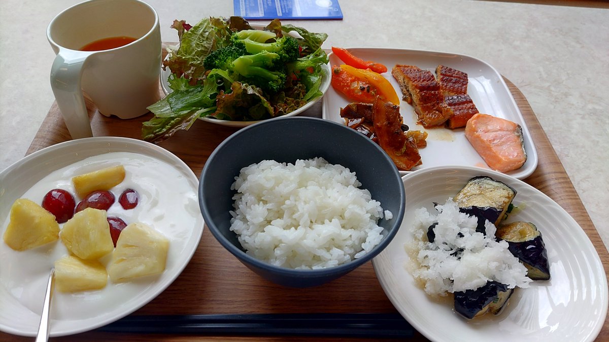 ke00092's tweet photo. 出張ラン台場編
朝から鰻をいただきました。
回復した気がする
#ランナー
#ランニング
#台場ラン
#駆け抜ける歓びBRC https://t.co/N5kvP5wnFM