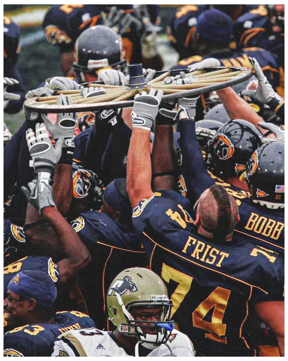 KentStFootball's tweet photo. 𝗪𝗵𝗲𝗲𝗹 𝗪𝗲𝗲𝗸 𝗙𝗹𝗮𝘀𝗵𝗯𝗮𝗰𝗸𝘀 ⚡️

#GoFlashes⚡️ | #HAB1TS https://t.co/e8WD9O22s4